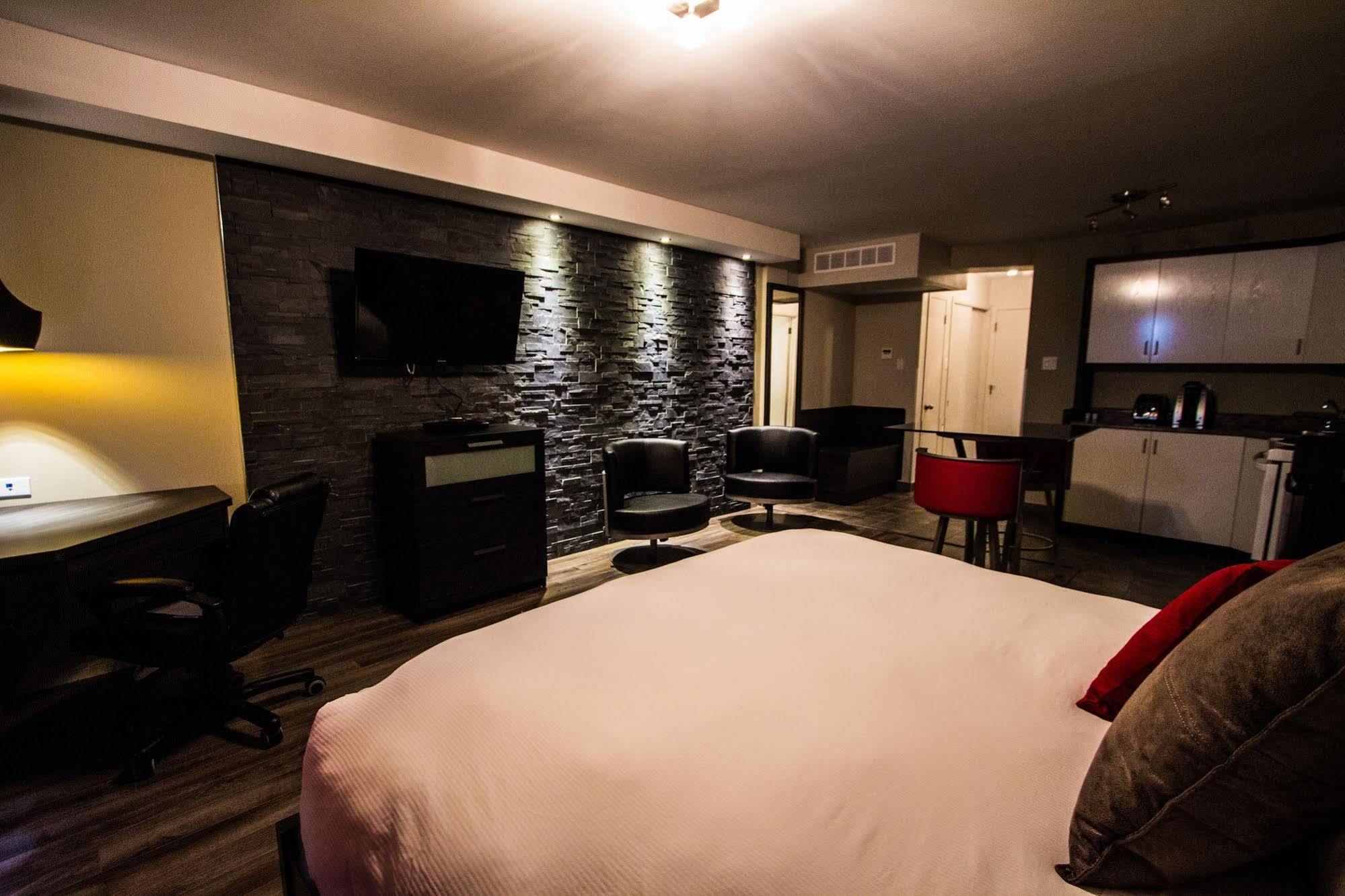 Hôtel Saint-Germain Rimouski Extérieur photo