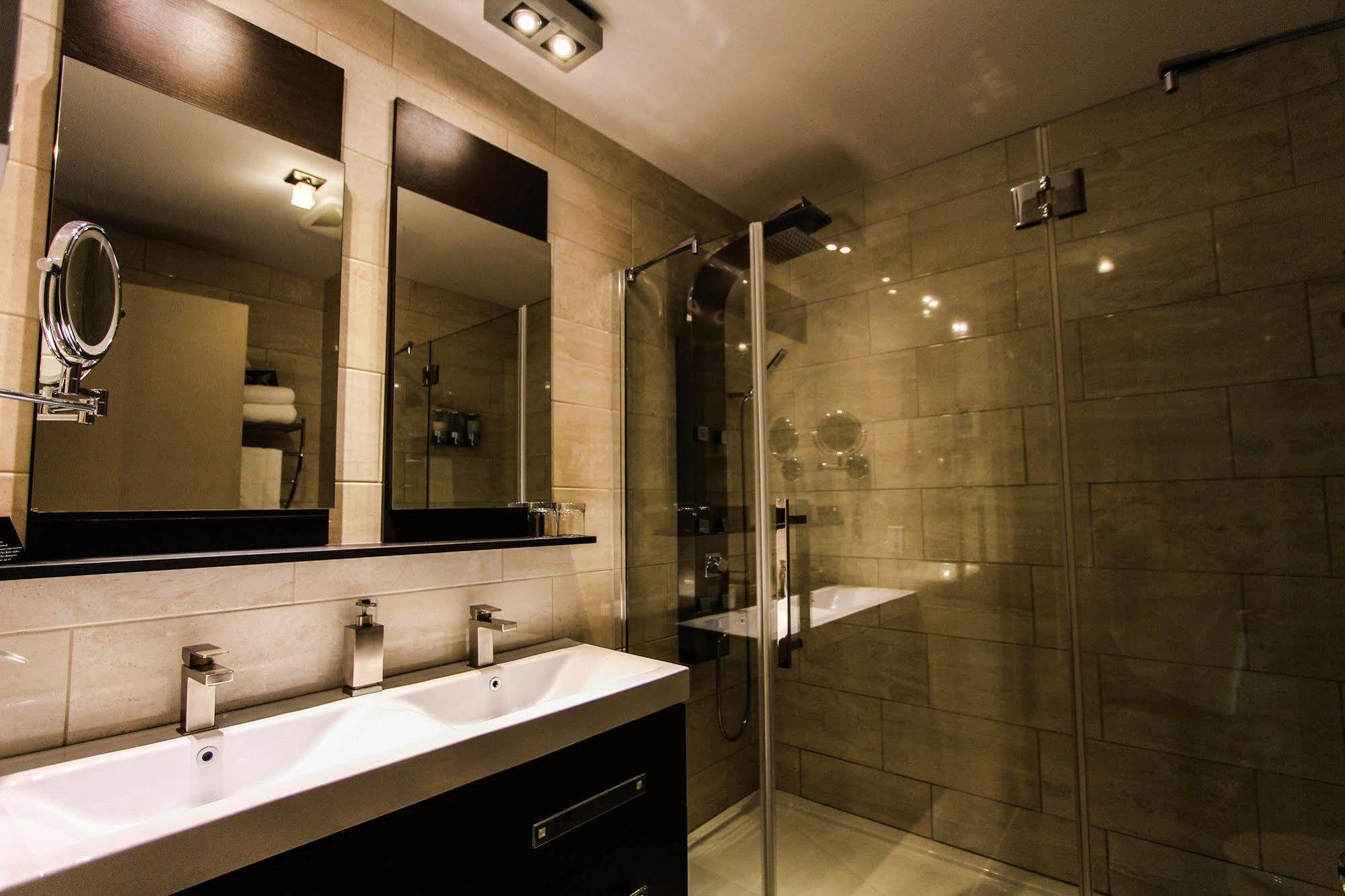 Hôtel Saint-Germain Rimouski Extérieur photo